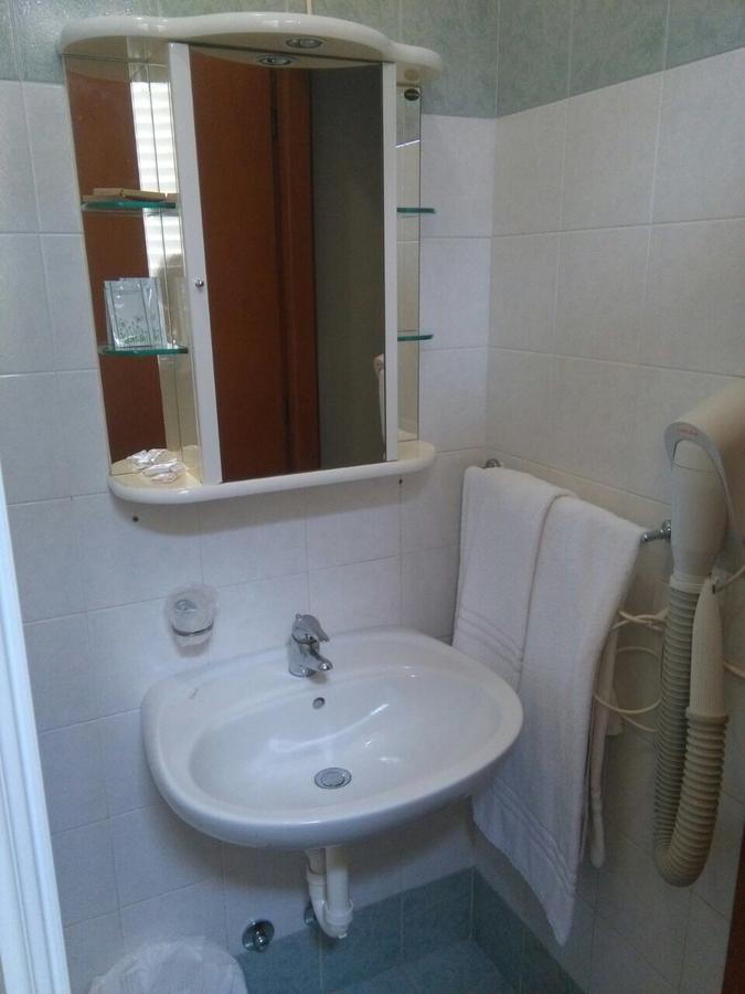 Hotel Illi Marina di Massa Zewnętrze zdjęcie
